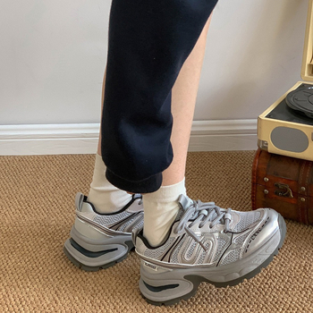 Pantofi sport femei în stil Hong Kong, cu talpă groasă – guler înalt, vârf rotund, slip-on, toc 3-5 cm