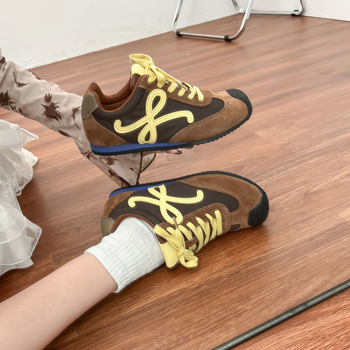 Forrest Gump pantofi: Adidași femei retro cu talpă groasă, închidere cu șireturi în față, vârf rotund, material superior și căptușeală: Super fiber, talpă din cauciuc, înălțimea tălpii 3–5 cm