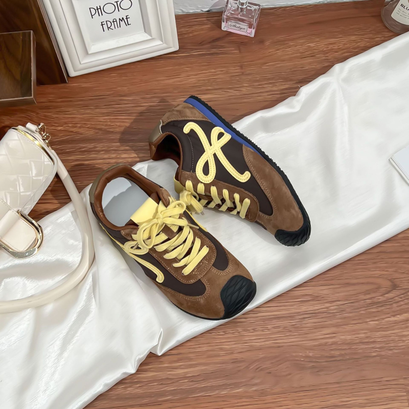 Forrest Gump pantofi: Adidași femei retro cu talpă groasă, închidere cu șireturi în față, vârf rotund, material superior și căptușeală: Super fiber, talpă din cauciuc, înălțimea tălpii 3–5 cm