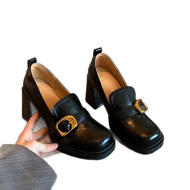 Loaferi slip-on pentru femei cu vârf pătrat, toc gros 6-8 cm, suprafața și căptușeala din fibre super, talpă din cauciuc