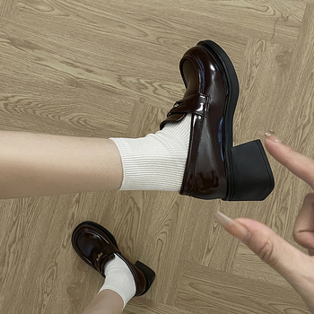 Loafers franțuzești pentru femei, stil regal, vârf rotund, toc mediu 3–5 cm, partea superioară PU, căptușeală din pluș, culoare uni