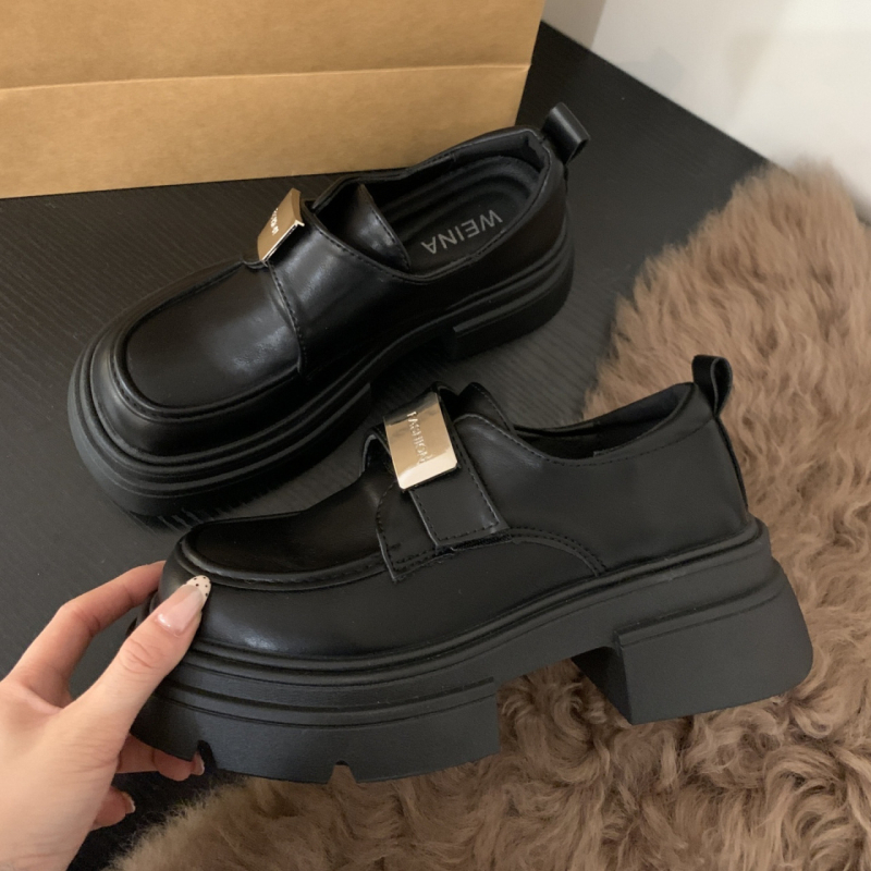 Női retro slip-on loaferek műbőrből, kerek orrú, vastag sarok 3–5 cm, gumitalp, tavasz és ősz használatra
