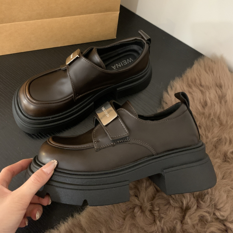 Női retro slip-on loaferek műbőrből, kerek orrú, vastag sarok 3–5 cm, gumitalp, tavasz és ősz használatra