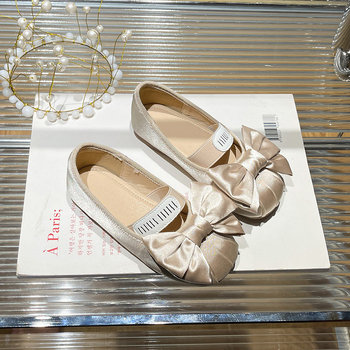 Tüdrukute printsessi kingad siidist ülaosaga, elastne riba, kummist tald, ühtlane muster, vanus 4–16 aastat