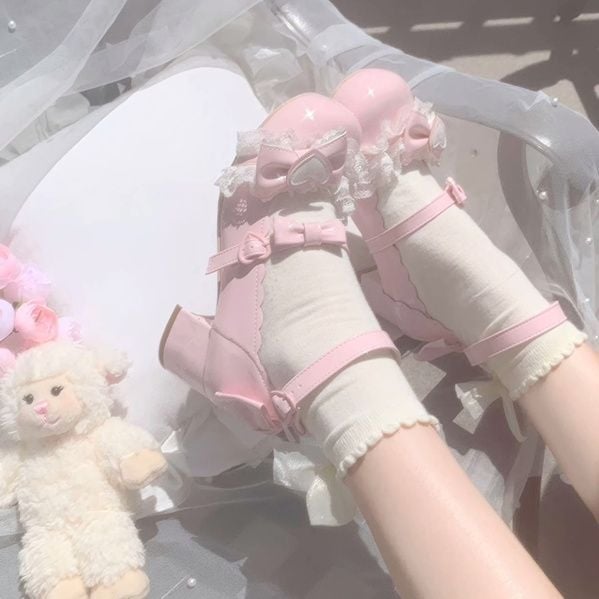 Magus Lolita stiilis Mary Jane kingad, PU ülaosaga, ümmarguse ninaga, madal pahklenn, paks kand 3–5 cm, klõpsuga kinnituv, kummist tald