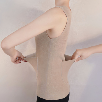 Moteriška nailono liemenė su fliso pamušalu ir šildymo funkcija, priekinėmis ir užpakalinėmis kišenėmis, siauras pagrindinis sluoksnis