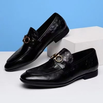 Férfi Slip-On Lóferek PU felsőrésszel, kerek orr, lapos sarok, PVC öntött talp