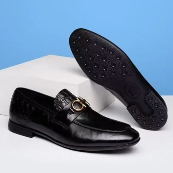 Férfi Slip-On Lóferek PU felsőrésszel, kerek orr, lapos sarok, PVC öntött talp