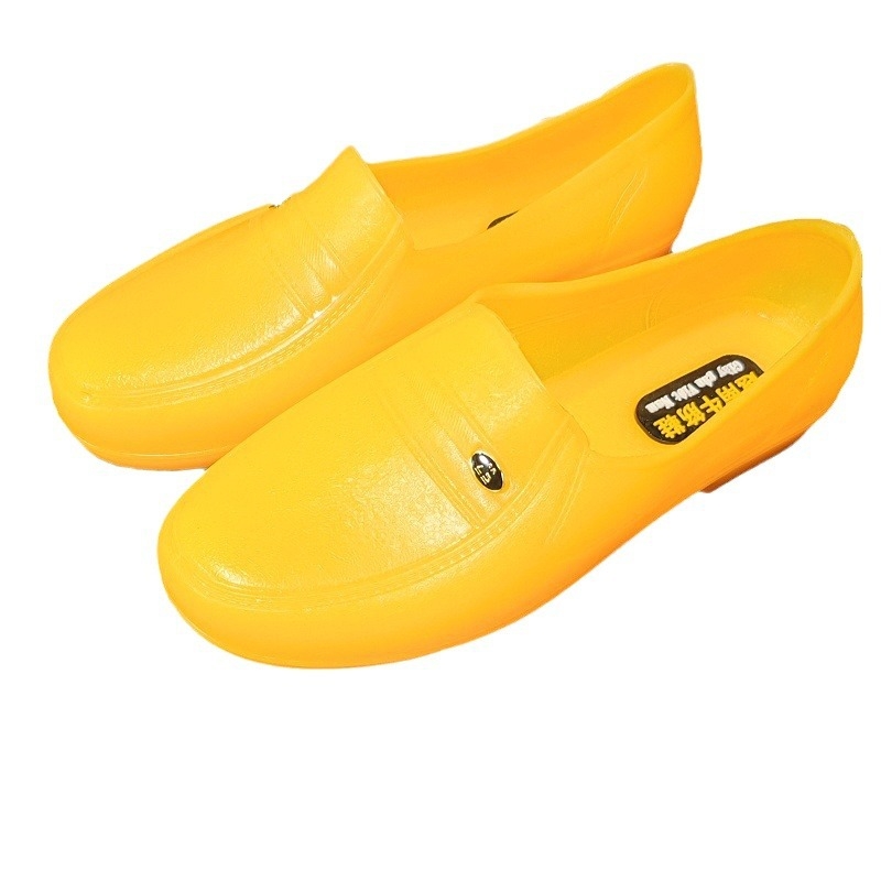 Férfi esőcsizma PVC felsőrész, műanyag talp, PU talpbetét, csúszásmentes, kopásálló