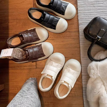 Platform cipő, kerek orrú, mikroszálas felsőrész, Velcro-zárás, gumitalp, kényelmes szabadidős stílus