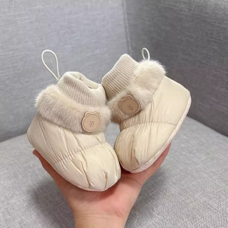 Бебешки обувки-чорапи за момичета: мека подметка, подплатени, всичко в едно за 6-12 месеца, зима