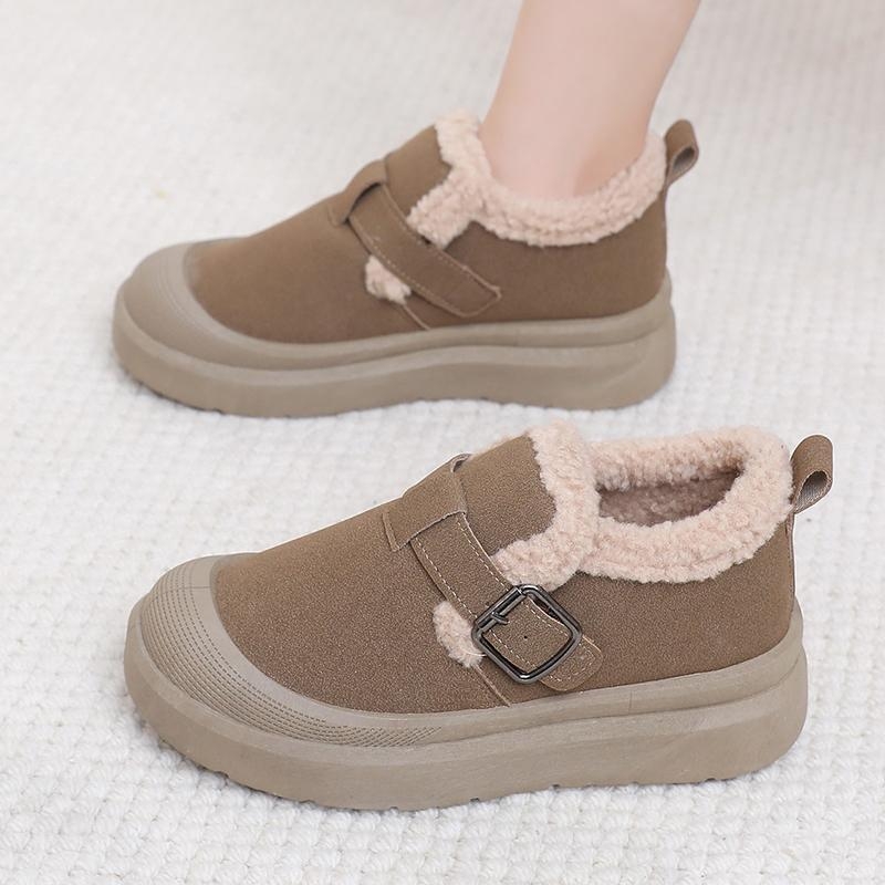 Női téli plush béléses loafer cipők, textil felsőrész, PVC talp, csúszásmentes, középmagas sarok 3-5 cm