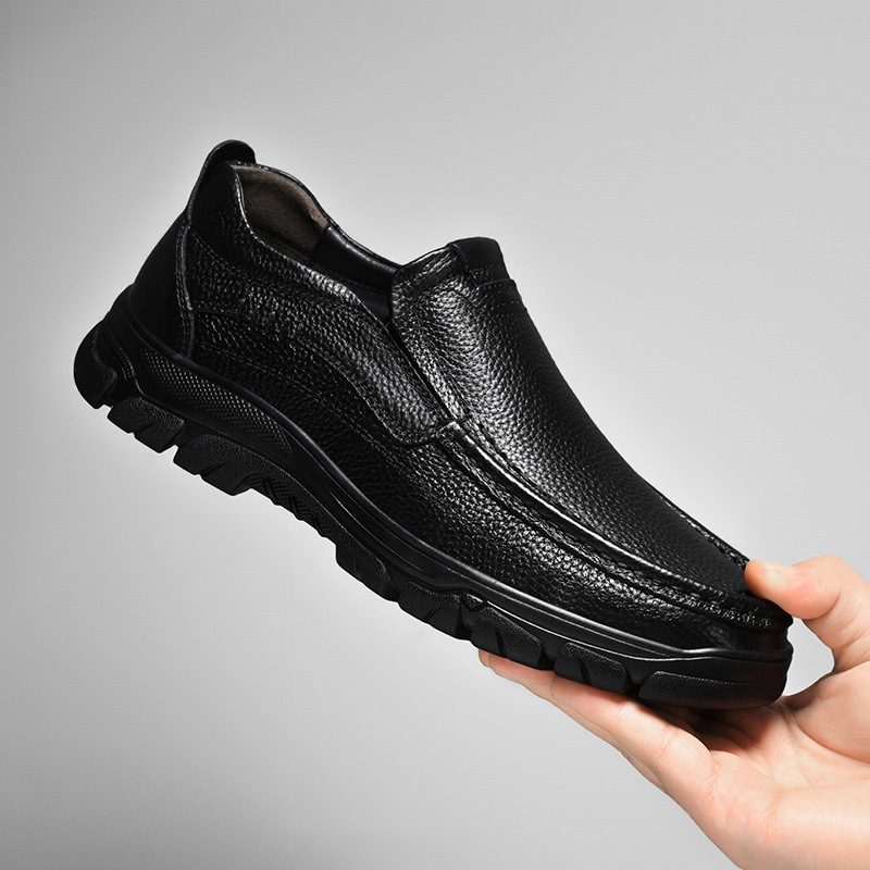 Férfi bőrből készült üzleti elegáns cipő, kerek orr, alacsony felső rész, gumírozott talp, PU talpbetét