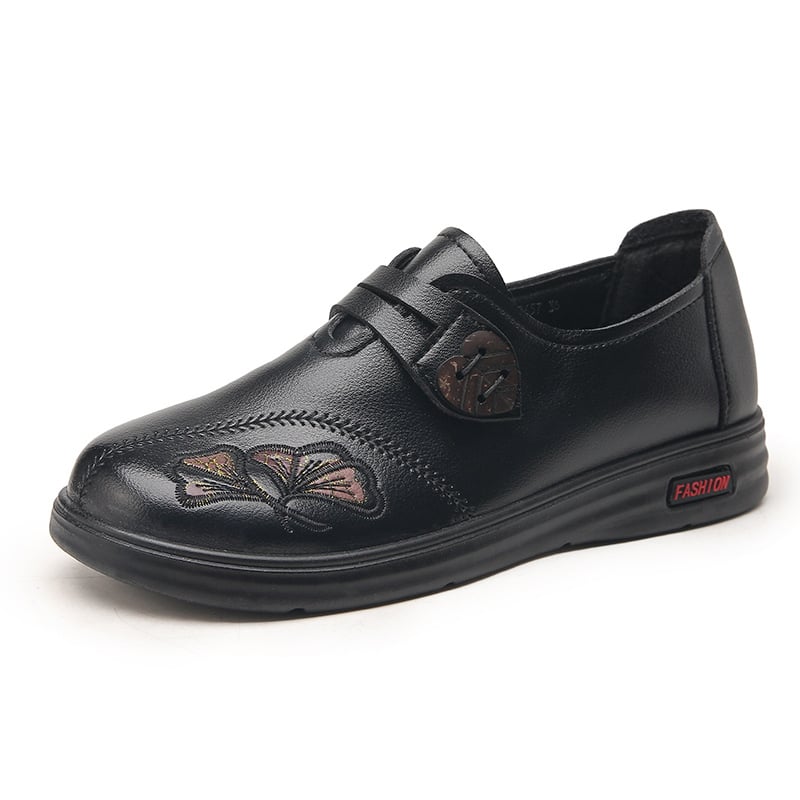 Középkorú és idős nőknek készült bőrs slip-on cipő — puha talp, légáteresztő, csúszásmentes, poliuretán talp, alacsony lapos sarok 1–3 cm