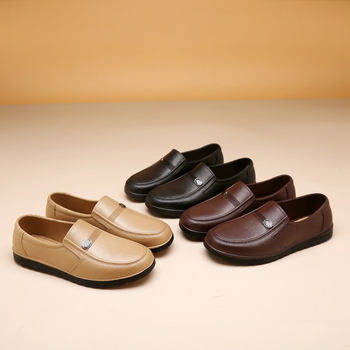 Férfi konyhai cipő — csúszásmentes, vízálló, olajálló, vastag műanyag talp