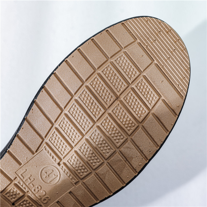 Férfi vízálló esőcsizma – csúszásmentes, kopásálló PVC talp, műanyag felsőrész, konyhai és horgász használatra