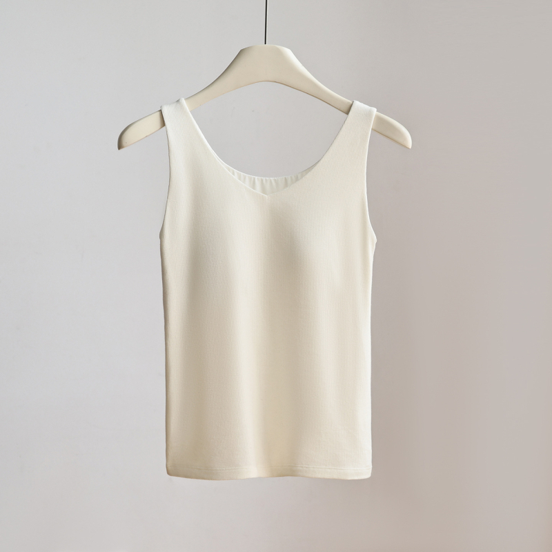 Merino vilnos be rankovių liemenė su apvaliu kaklu – rudens–žiemos sezonas (Pagrindinis audinys: merino vilna; Sezona: ruduo–žiema; Kaklas: apvalus; Storis: vidutinis 181–200 g/m²)