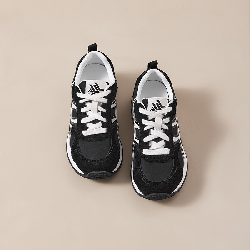 Ženske cipele Forrest Gump, prirodna koža, okrugli nos, vezanje, gumeni potplat