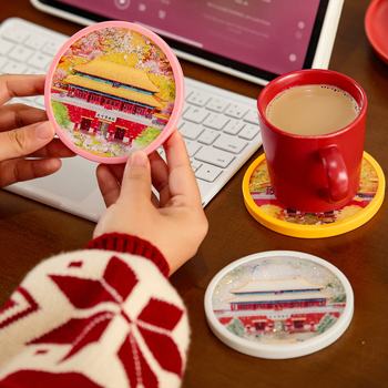 Akril poháralátét, testreszabható logóval (Anyag: Akril; Testreszabás: Igen; Logó nyomtatás: Igen; Bevezetés: 2024)