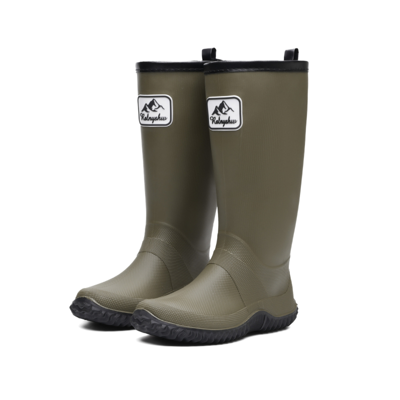 Uniszex magasított esőcsizmák, PVC felsőrésszel, műanyag talppal, EVA belsővel, vízálló és csúszásmentes, minden évszakra