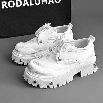 Vyriniai odiniai bateliai su storu augimo pada, PU viršus, gumos padas, raišteliai, apvali nosis.