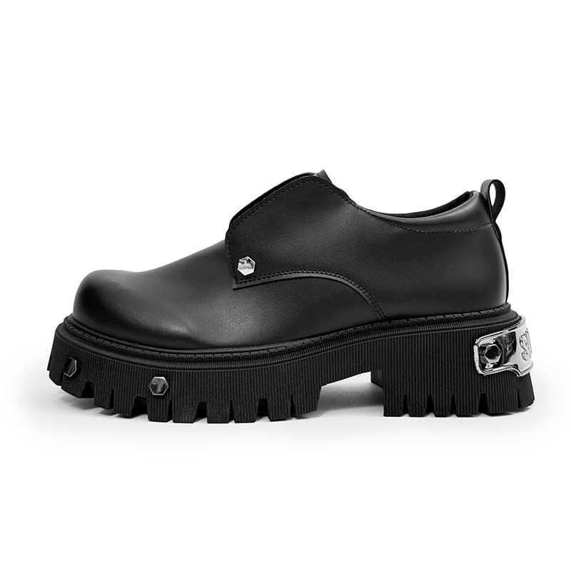 Vyriniai odiniai bateliai su storu augimo pada, PU viršus, gumos padas, raišteliai, apvali nosis.