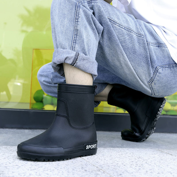 Férfi esőcsizmák PVC felsőrésszel, EVA talpbetéttel, hálós bélés, középmagas szár, csúszásmentes talp