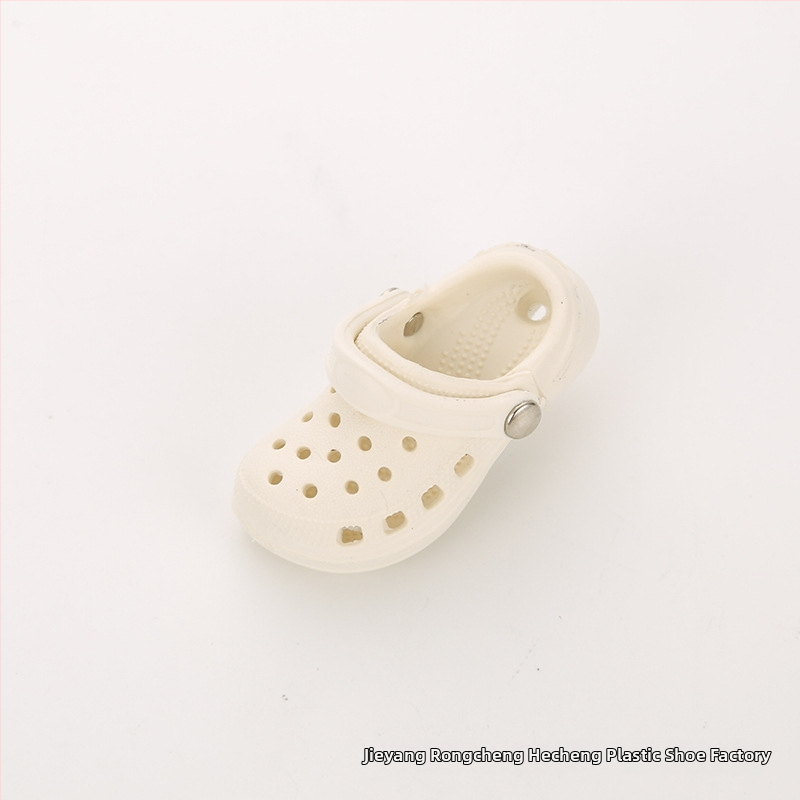 Mini 3D batų gėlių aksesuaras – modelis 06-1; suderinamas su sportbačiais, odiniais bateliais, batais ir sandalais; mini stilius; tinkamas visoms sezonoms