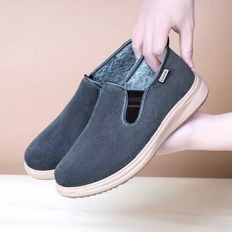 Férfi otthoni papucs: fleece-belés, vastagított, meleg, csúszásmentes, slip-on, alacsony profil (felső: vászon, talp: műanyag)