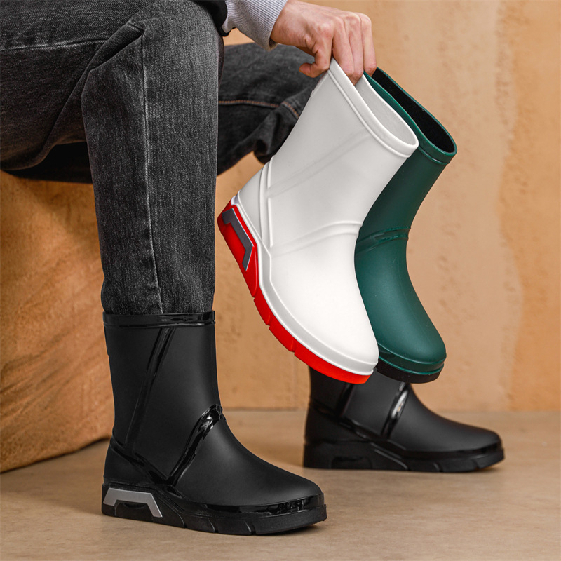 Férfi esőcsizmák PVC felsőrésszel, gumírozott talppal, mesterséges gyapjú bélés, középmagas szár, kerek orr