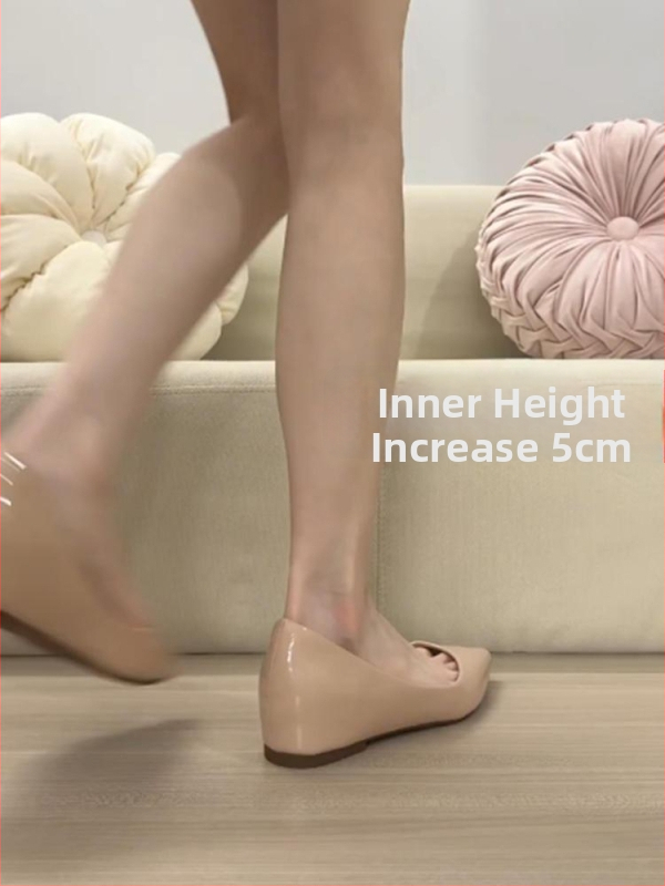 Naiste lameda ninaga kingad, PU ülaosa, madal kont (<3 cm), kummist talp, keskmine vamp avanemine