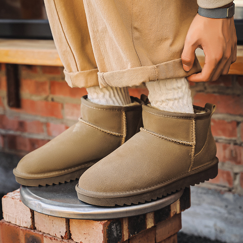 Vyriniai žieminiai batai, karvės odos viršutinė dalis, anti-slip gumos pada, dirbtinis pūkuotas pamušalas, žieminiai batai