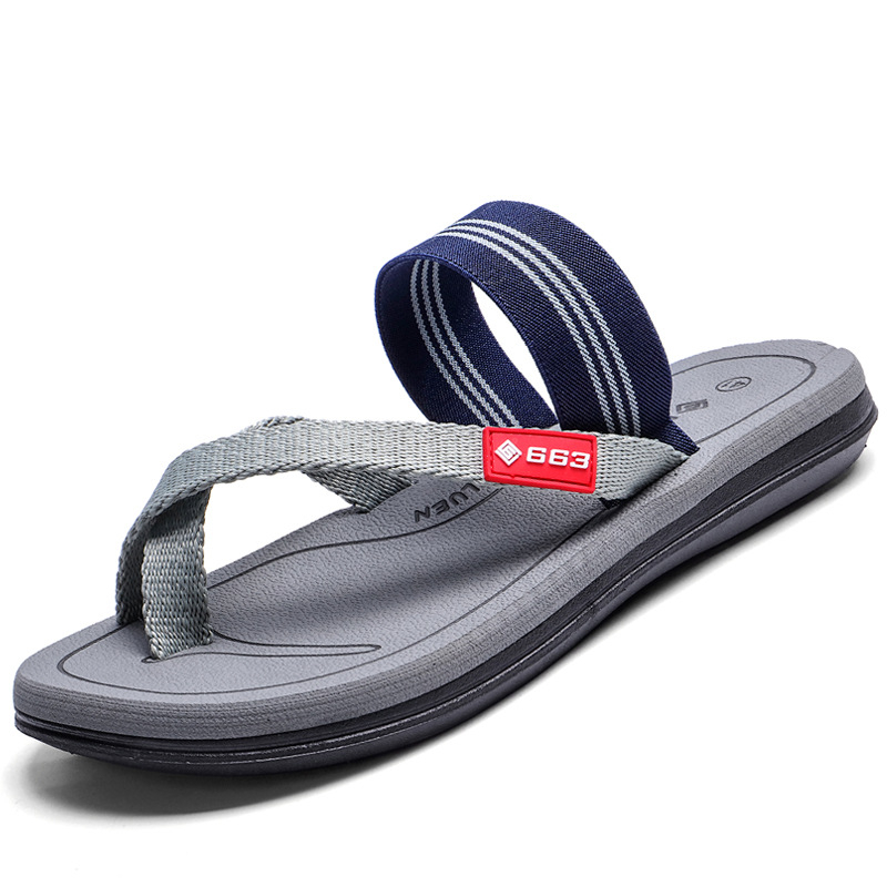Férfi nyitott orrú strand szandál, EVA felsőrész, PVC talp, talp vastagsága 2–2,5 cm, könnyű és lélegző