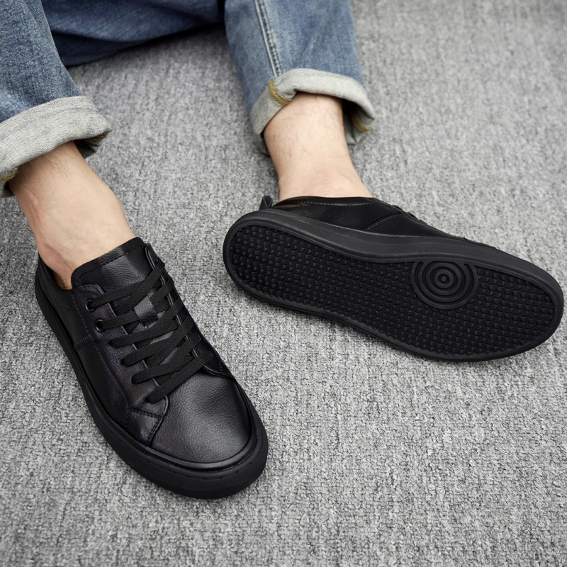 Férfi bőr sportcipő, gumírozott talp, kerek orr, 3–5 cm sarok, PU talpbetét