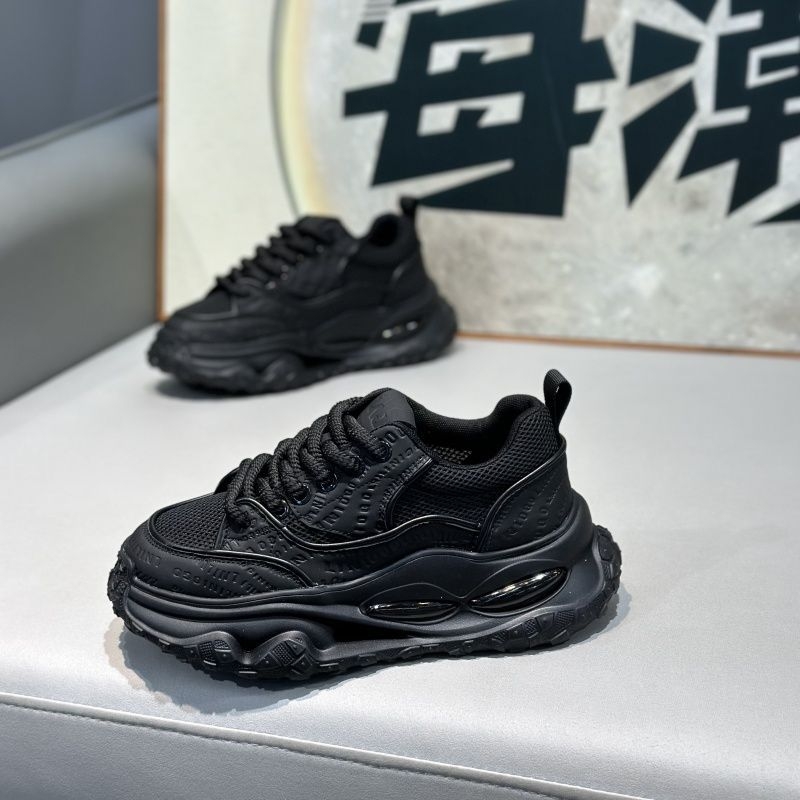 Pánske tenisky s hrubou podrážkou; priedušný sieťovinový vršok, šnúrkové zapínanie, textilná stielka, PVC podrážka, vstrekovaná podrážka (pre mužov, nízky horný diel, okrúhla špička, na všetky ročné obdobia)