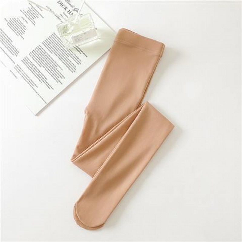 Pančuchy s vysokým pásom z nylonu, mokrý lesk povrchu, hrubšia fleecová podšívka, realistický efekt holých nôh