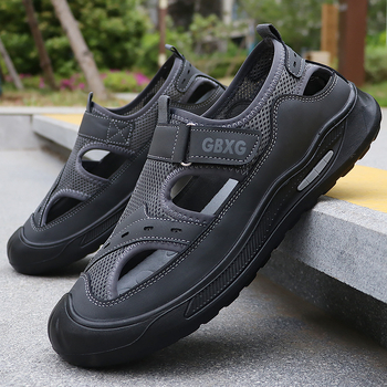 Férfiak számára lélegző hálószálas szandál Velcro pánttal, csúszásmentes gumitalppal, Baotou strand stílus, 2025 nyár