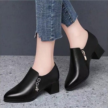 Pantofi dama casual din piele PU, toc mediu 3–5 cm, varf ascuțit, fermoar lateral