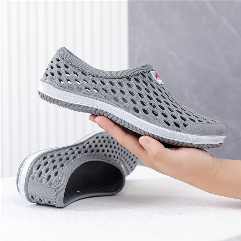 Férfi Baotou strand papucs perforált szellőző felsővel, műanyag felső és talp, vízálló és csúszásmentes