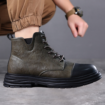 Meeste Martin saapad Briti stiilis paksu tallaga (pealne PU, tallal kumm, ümmargune varvas, kand 3-5 cm, külje lukk)