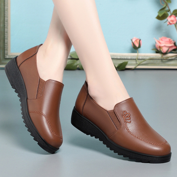 Pantofi pentru femei de vârstă mijlocie, cu partea superioară din microfibră, talpă din cauciuc, fermoar pe lateral, broderie florală și toc mic