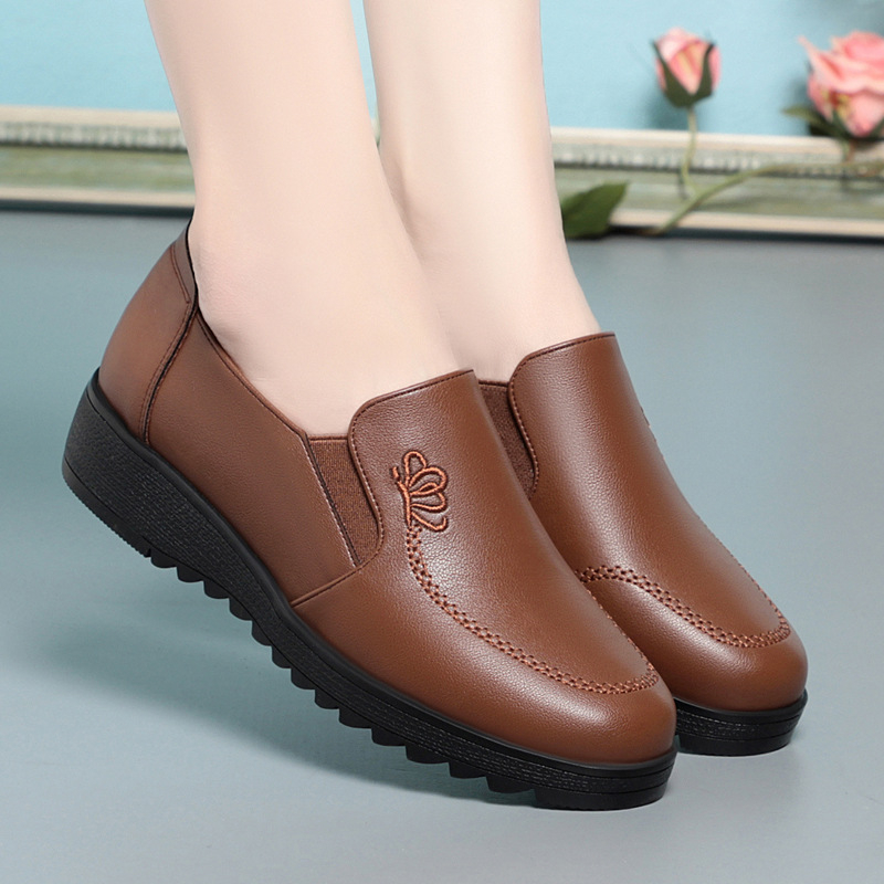 Pantofi pentru femei de vârstă mijlocie, cu partea superioară din microfibră, talpă din cauciuc, fermoar pe lateral, broderie florală și toc mic