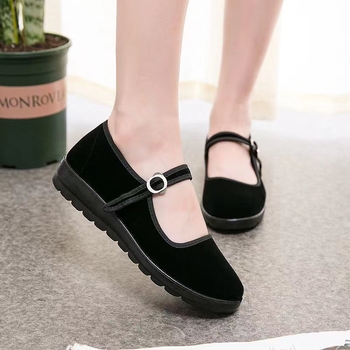 Moteriški audiniai batai - kvėpuojantis viršus, injekcinis plastiko padas, apvalus pirštas, plokščias kulnas, tekstilinis įdėklas