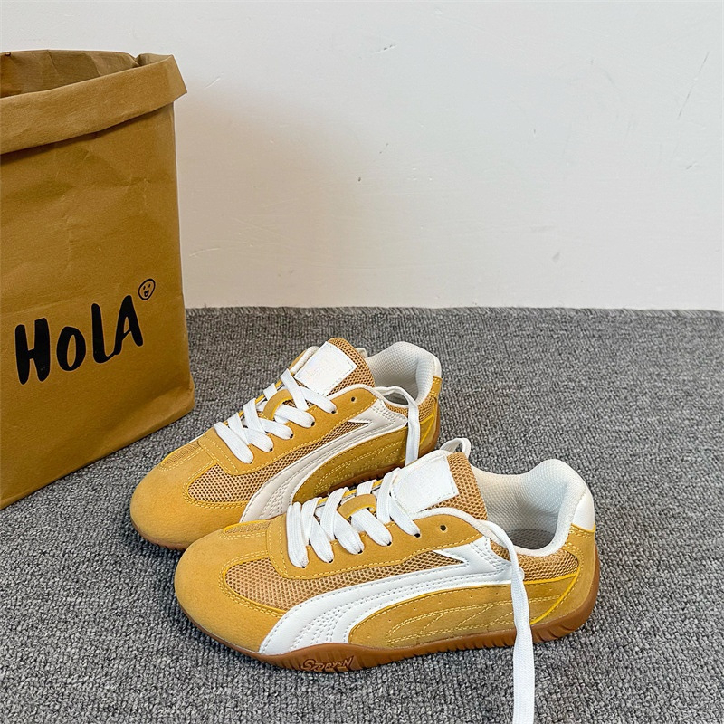 Kanvasist hingavad igapäevased tossud, ümmarguse ninaga, madal ülaosa, kummist talla, 1–3 cm kreen