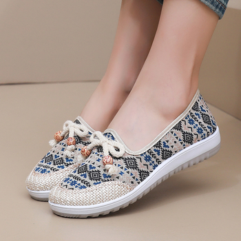 Moteriški audinių batai kasdieniam naudojimui - slip-on, minkšta padas, neslidūs, plokščias kulnas, viršutinė dalis iš audinio