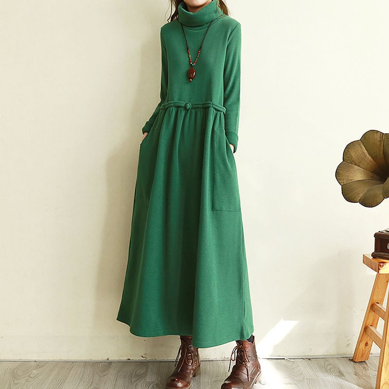 Pamut ruha irodalmi és művészeti retró stílusban, magas nyakú, hosszú ujjú, hosszú fazon