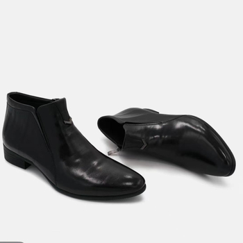 Ανδρικά χειμερινά Chelsea μποτάκια από split δέρμα, σόλα καουτσούκ, μυτερή μύτη, χαμηλό ύψος, επένδυση από συνθετικό βελούδινο ύφασμα