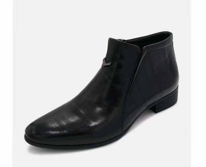 Ανδρικά χειμερινά Chelsea μποτάκια από split δέρμα, σόλα καουτσούκ, μυτερή μύτη, χαμηλό ύψος, επένδυση από συνθετικό βελούδινο ύφασμα