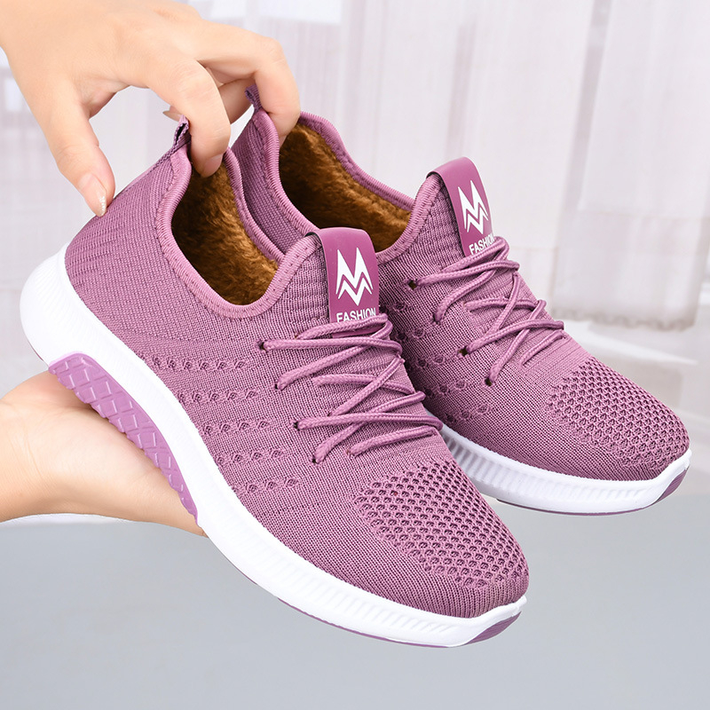 Naistele puuvillased jalanõud tekstilise ülaosaga, soe kunstliku lühikese karvase vooder, libisev sisseastumisega slip-on, ümmargune varvas, lame kanna, PVC tald, sobib sügisel ja talvel