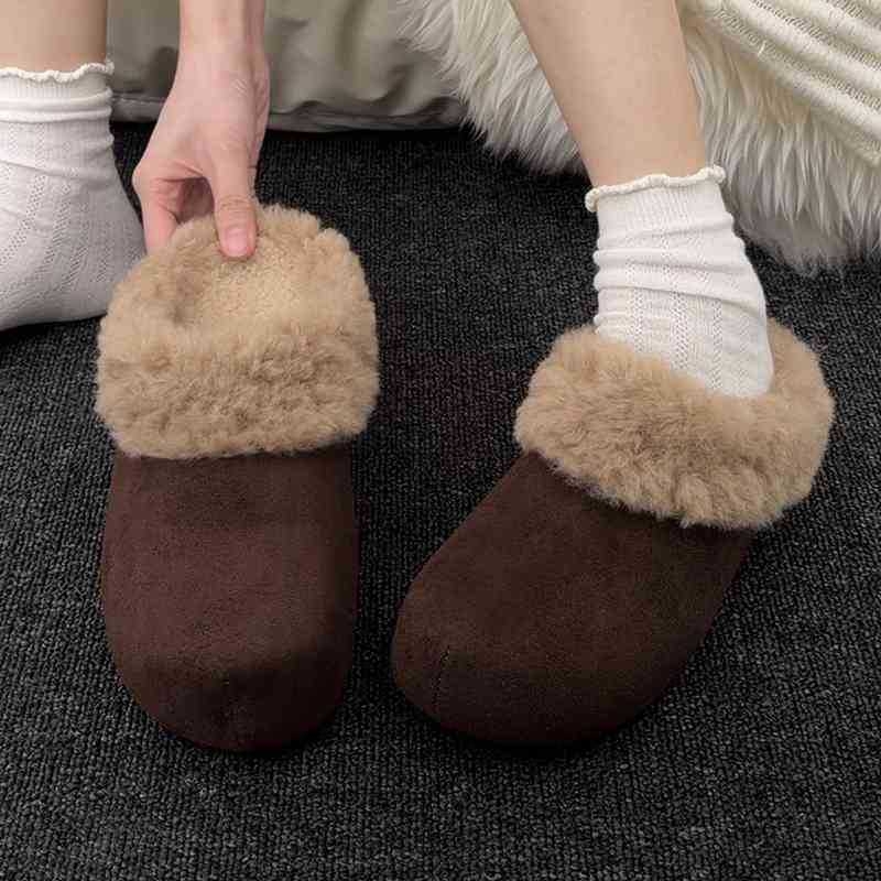 Γυναικείες παντόφλες σε στυλ Birkenstock, ζεστές με γούνινη επένδυση και παχιά σόλα, επάνω μέρος από συνθετικό δέρμα, σόλα από TPR, κυκλοφορούν την άνοιξη του 2025